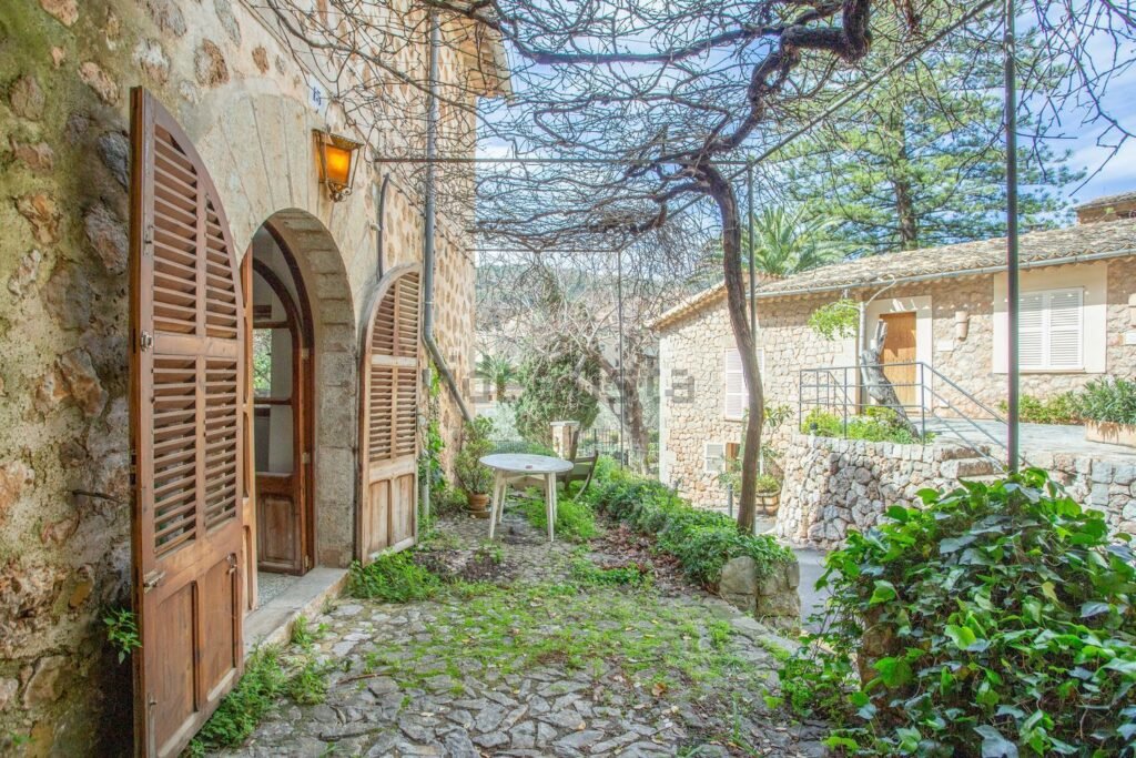 Casa en Deia — fotografía 1